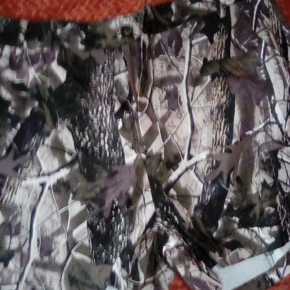 2 shorts, 1 tank top, 2 dresses, sandal